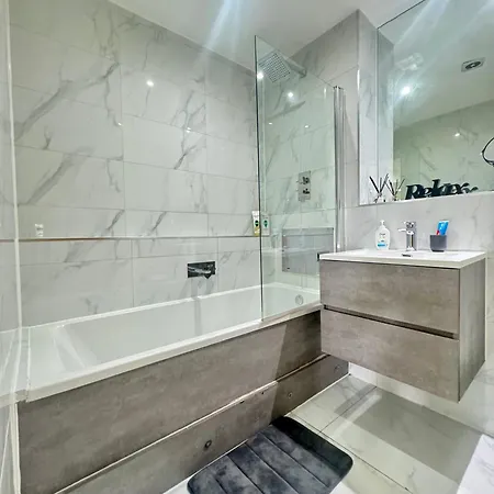 Luxury Apartment Located In City Centre Birmingham Extérieur photo
